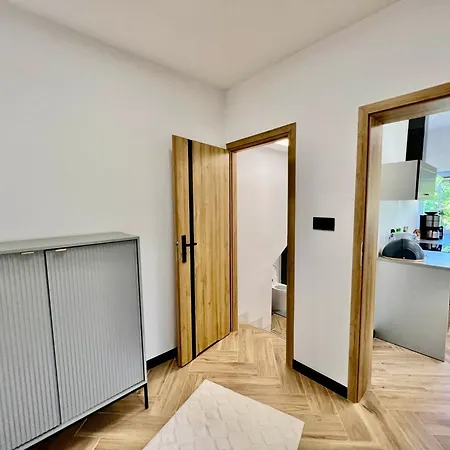 Pod Wiatrakiem Apartment *