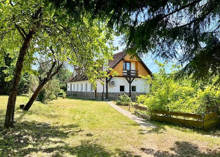 Pod Wiatrakiem Apartment Besia